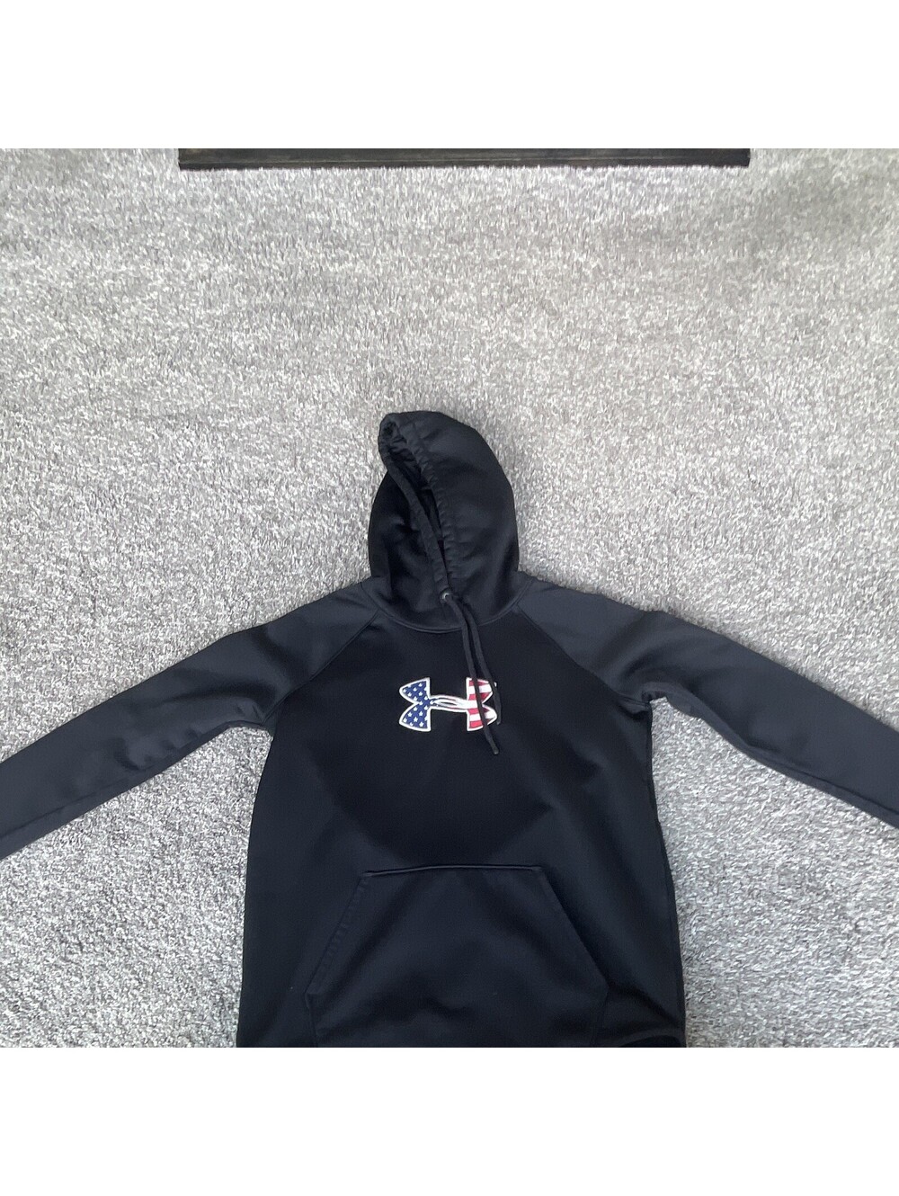 Under Armour Storm Men's Black Pullover Hoodie USA Flag Logo Pockets Size M